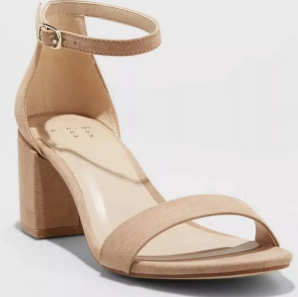 a new day Shoes - NWT A New Day Taupe Block Heels 12 New In Box